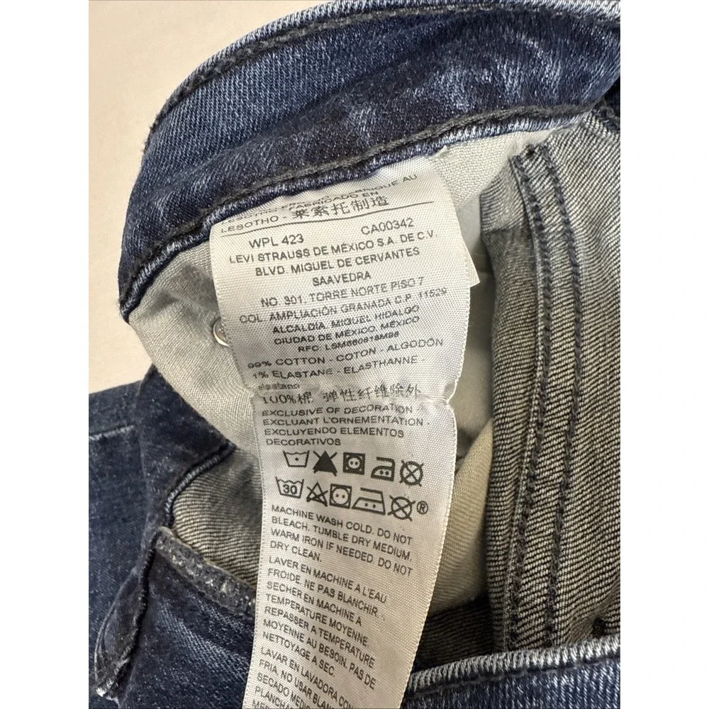 Levis product pair